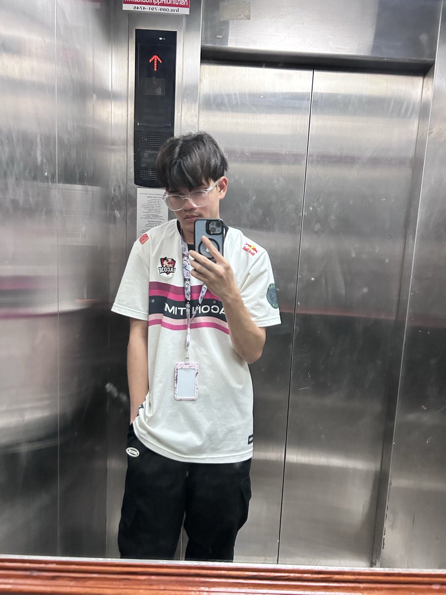 ChanelRambutan's tweet photo. เมื่อไหร่จะมีคนคุย https://t.co/IsDTSDmKmf