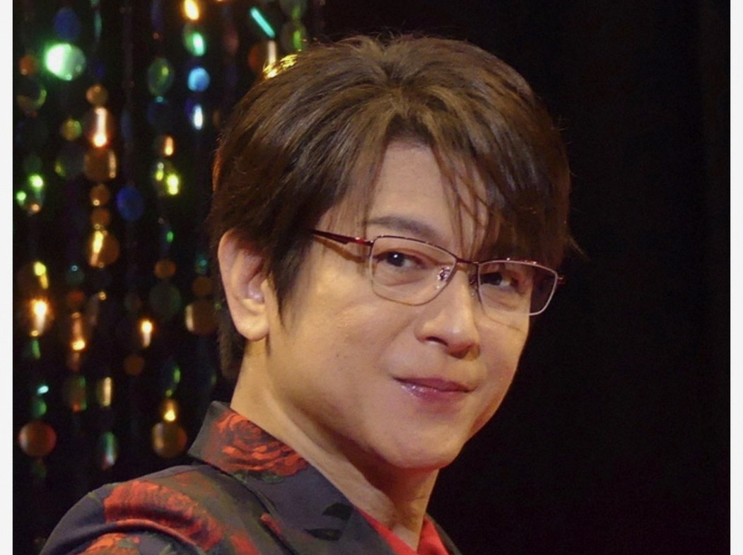 jollijg's tweet photo. 異性愛者の
イケメンのオネェとか
いたらいいのに(ㅎ.ㅎ )
メイクしない男性に
メイクのことボロカス
言わるのって
料理しない男性に
ポテトサラダとか冷やし中華くらい
ちゃちゃっと作れとか
言われてるのと
変わらないし超絶胸糞悪い
やらねぇテメーに
言われたかねぇよ
とはよく思う https://t.co/DtLAae1gz9