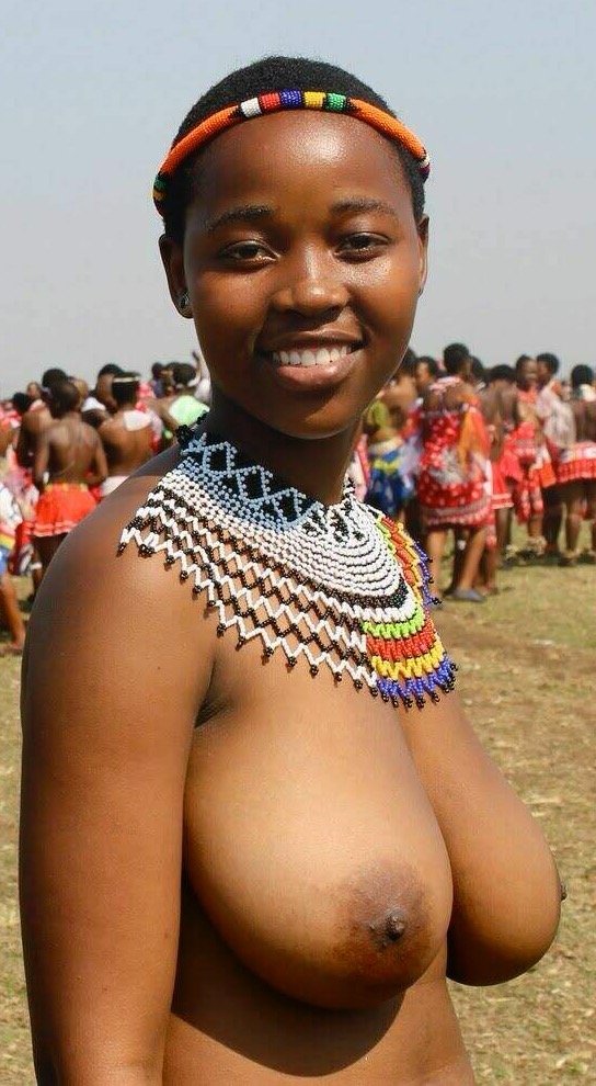 theboyluvstits's tweet photo. The culture is so beautiful #african #tribal #busty #ebony #sexy #goon #boobs https://t.co/yOkk2BNG5a