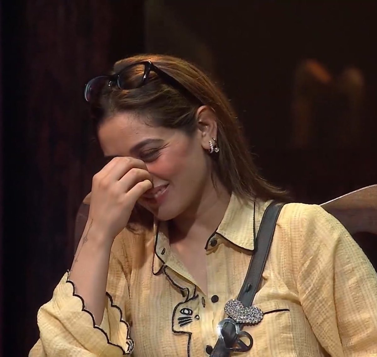 BiggBossDude's tweet photo. dear NAMOONE, 

don't blindly trust aman.
don't blindly trust mahhi.

#qazitouqeer • #uditisingh • #biggboss20 https://t.co/9Z8KQDXIDV