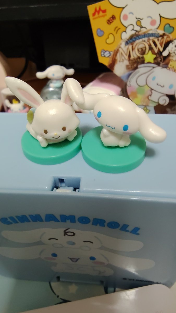 aodire1995's tweet photo. シナメルコンビもいいし、メルちゃんもかわいい。と言うことは２人で写真撮れば映えるって···コト？！

その結果↓ https://t.co/S8ut3PjumV