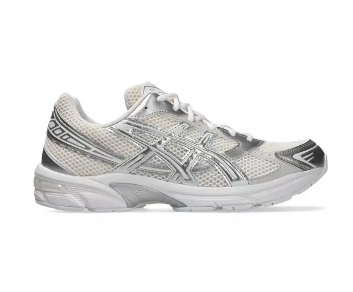 SOLELINKS's tweet photo. Ad: Ends tonight: ASICS Gel-1130 ‘Blush/Pure Silver’ at $76.78 + FREE shipping, discount applied in cart => https://t.co/Gp04dGiHKs https://t.co/5J4a6I9AWR