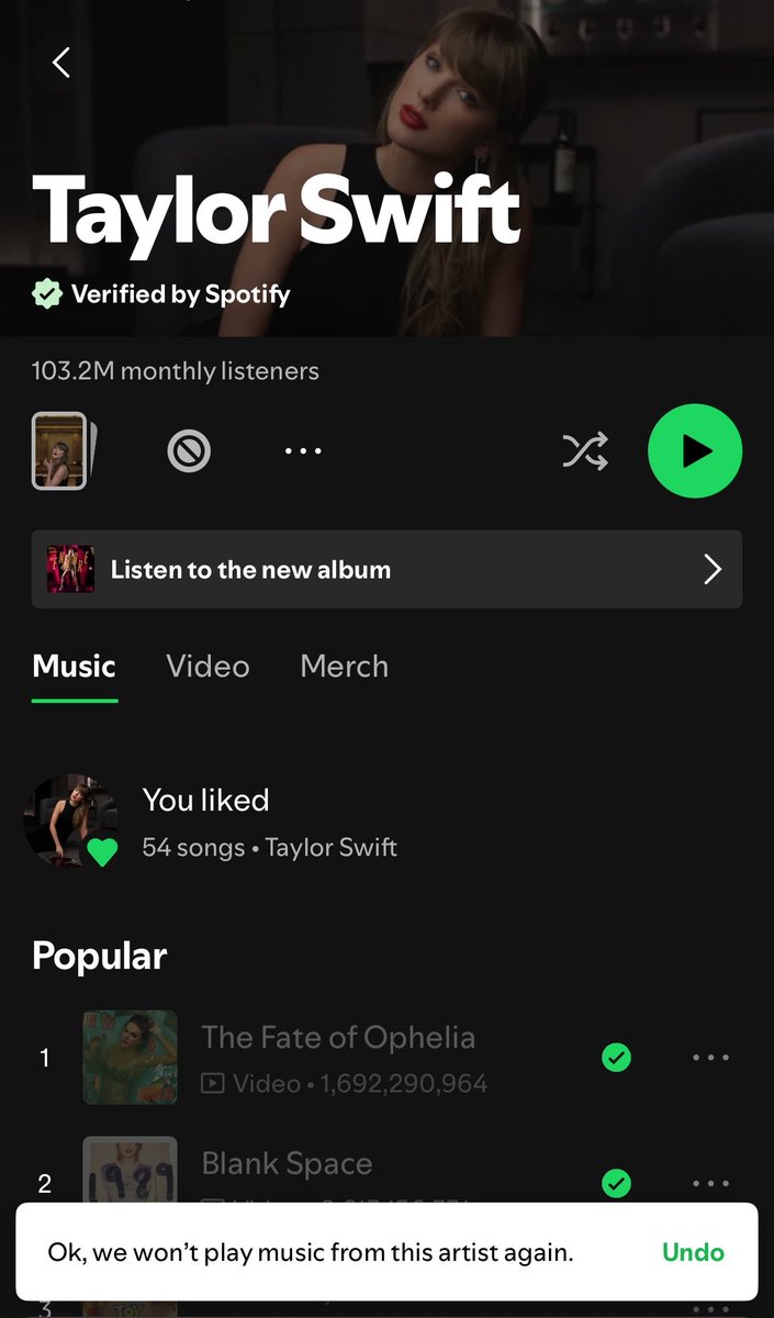 ididntwannaBme's tweet photo. En honor al triunfo de TS en los #VMA  he decidió bloquear toda su música en #Spotify. 👏 https://t.co/vedie5h75W