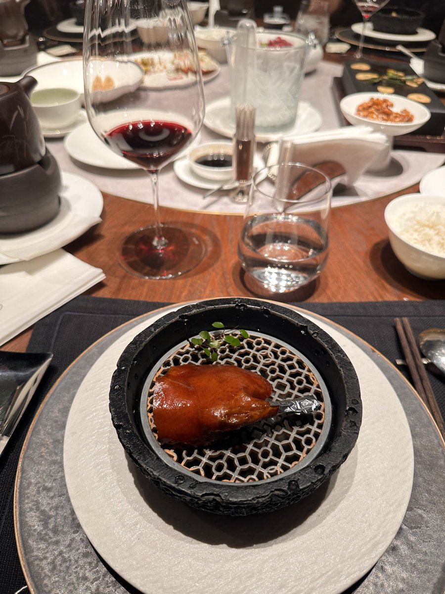 fufunaici's tweet photo. 跟着门哥吃上好的了😋 https://t.co/Nfv1dexeTT
