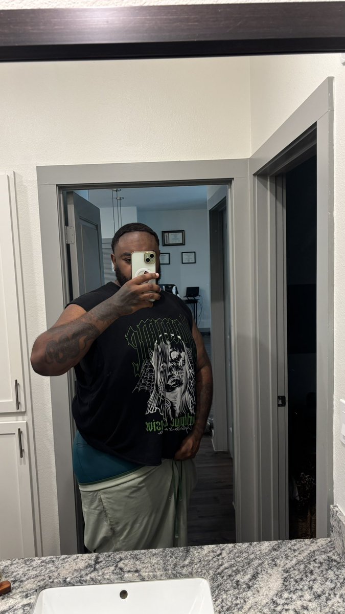 kingjustoo's tweet photo. after gym https://t.co/Ch6P7AiJBc