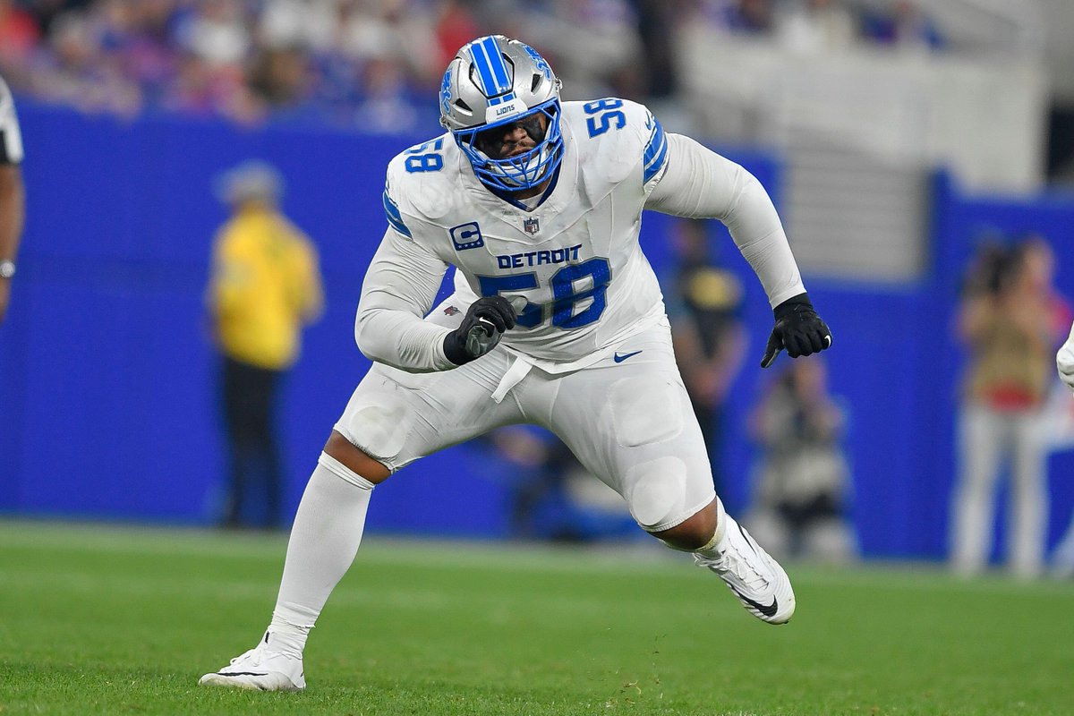 PFF's tweet photo. Top Week 3 pass blocking grade

Penei Sewell                          90.3
Brock Hoffman                     88.6
Christian Mahogany           88.5
Tate Ratledge                        88.5
Bernhard Raimann             88.2 https://t.co/SNzexYWREu