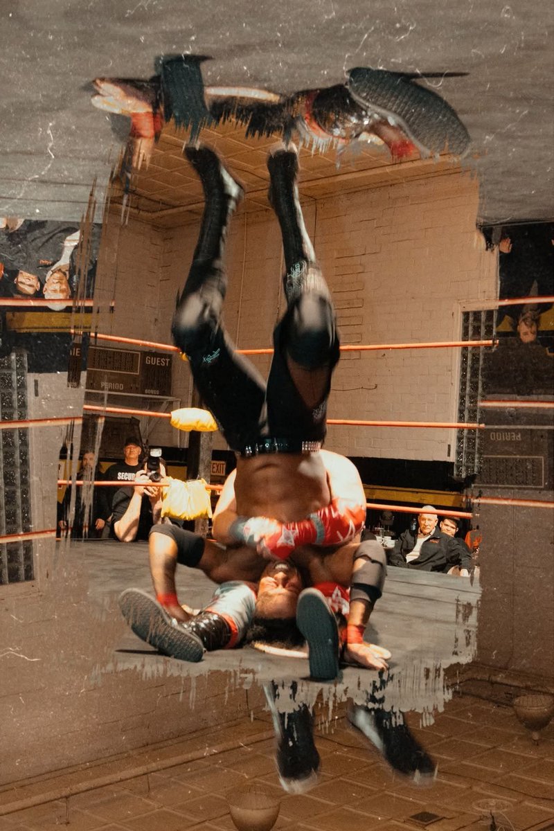 JRoccDaddy's tweet photo. Happy #monday!!! Life is way too short... 

Go drop life on it's head this week! ☝️🕐 

#mondaymotivation #piledriver #chiropractic #cleveland https://t.co/eyq75Iqrif