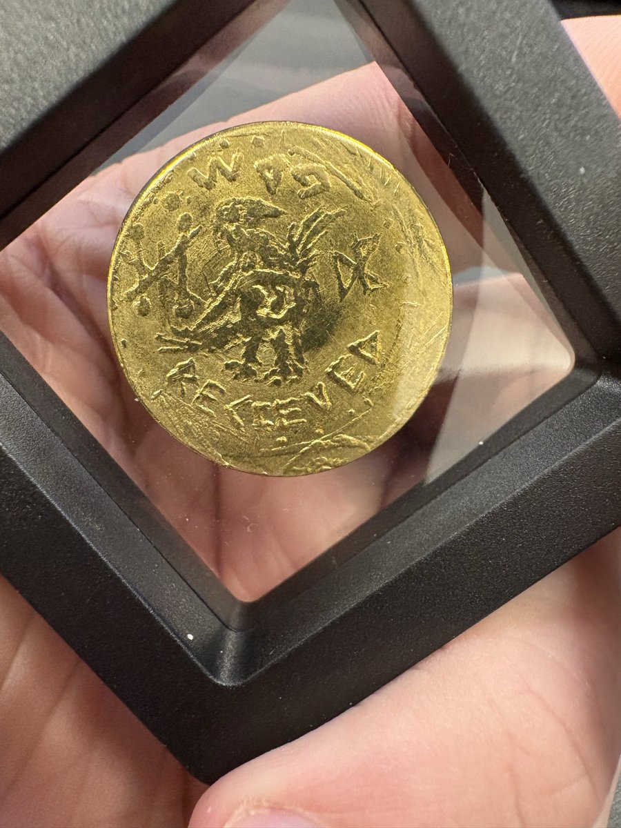 interfaceChiral's tweet photo. Starting to get good at this. 

Brass, 25mm, 6.5 gm. https://t.co/4C22gu1yXQ