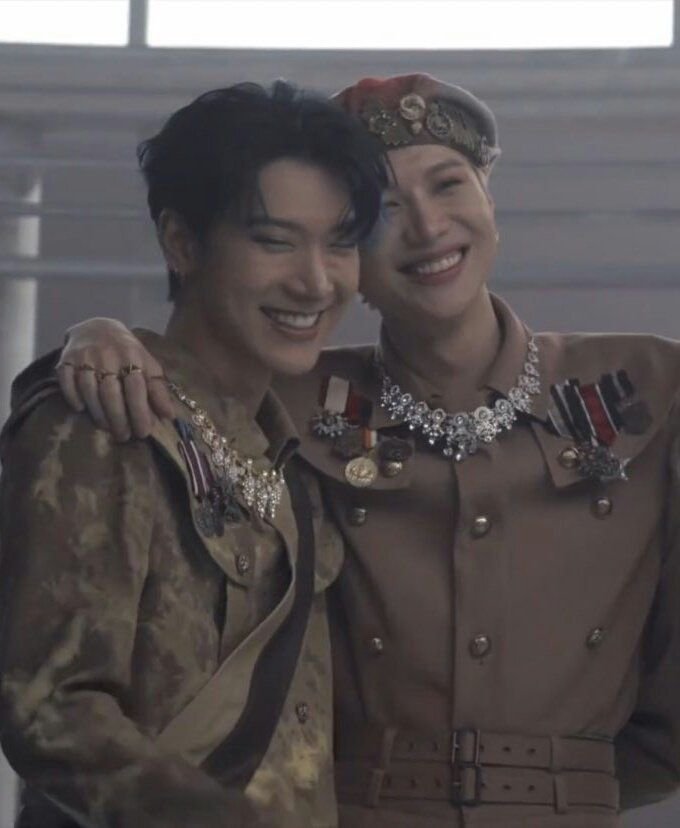 liyonqii's tweet photo. im really a big fan of ten and taemin being so :D around each other https://t.co/rsDAJJq0fC
