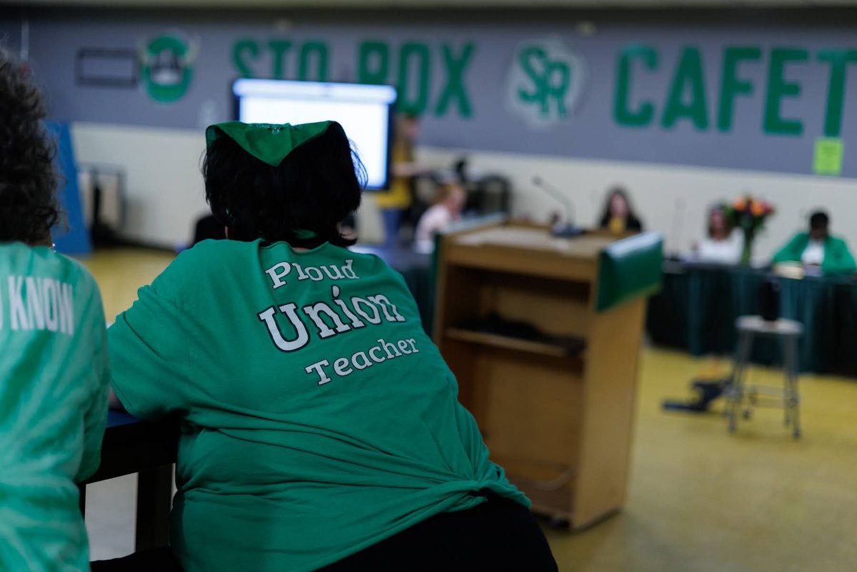 PublicSourcePA's tweet photo. Sto-Rox students are almost all in poverty, and their teachers are among the county’s lowest paid
https://t.co/pTD4siofiQ https://t.co/BUCvMVcMaX