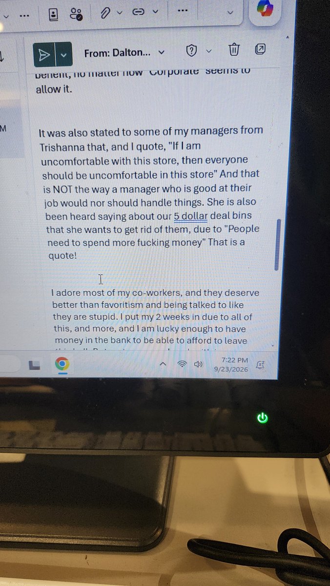 SuperNerdDalton's tweet photo. @Trulieve Here is the rest of the email.
Do better for your workers.
You are a billion dollar company who's system runs on rubber bands and bubblegum, and you rip off patients daily.
#Marijuana #MedicalMarijuana #MedicalCanabis #MedicalCannabis #Trulieve #Rollone #ModernFlower #weed https://t.co/uHuGHRr6pK