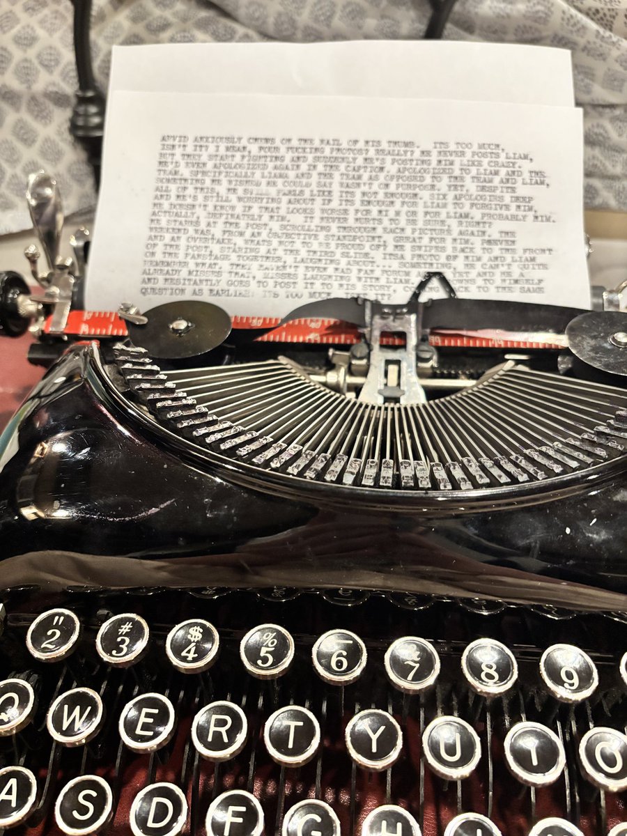 honeybadjar's tweet photo. Lawblad happenings moved me so deeply I started writing fic about it on my typewriter https://t.co/I09bKz4XWt