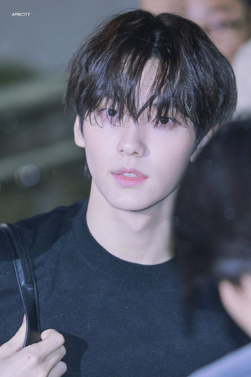 starkissoobin's tweet photo. this day will go down as one of the most iconic soobin photos of all time https://t.co/yfuBd7tctH