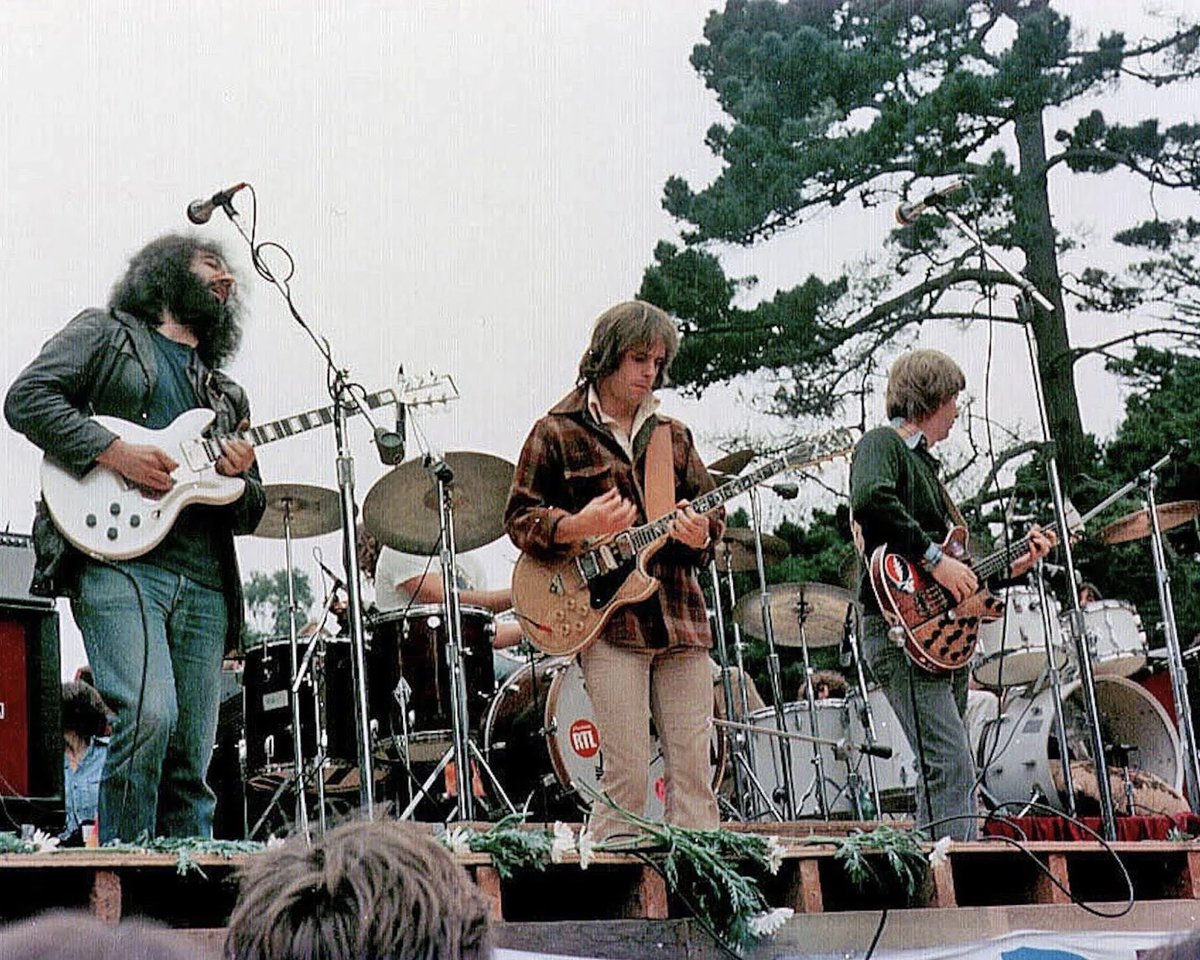 GratefulDead's tweet photo. On this day in 1975, Jefferson Starship and “Jerry Garcia and Friends” took over Golden Gate Park for a free concert which drew in around 50,000 attendees. This would turn out to be the Grateful Dead’s last of only four performances in 1975. During their set they made sure to include some new tracks from their latest release ‘Blues For Allah,’ and some old favorites, leaving the crowd ready for more, that unfortunately wouldn’t come until June the following year.

Photos by Ed Perlstein and Alvan Meyerovitz