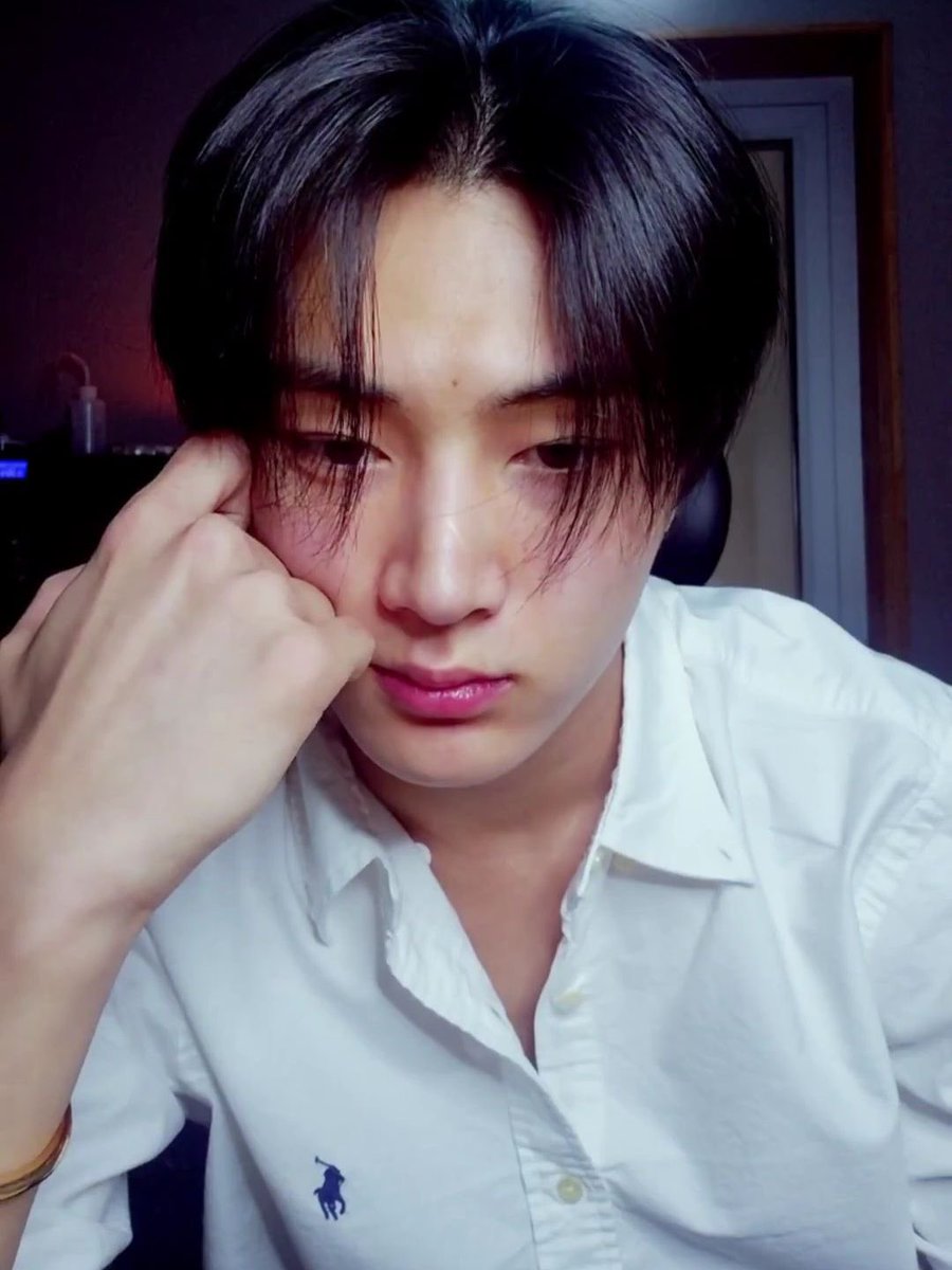 jjong99u's tweet photo. 숨참게됨 https://t.co/OkP4QUzj3r