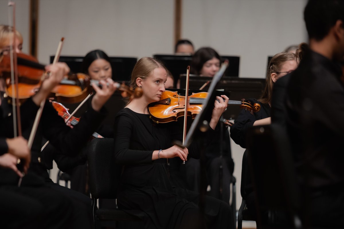 luthercollege's tweet photo. Homecoming 2026 is October 2–4! Join us for the Parade, Distinguished Service Award Presentations, Athletic Hall of Fame Induction, football vs. Illinois College, and Homecoming Concert with Symphony Orchestra, Concert Band and Nordic Choir. See more at https://t.co/pyidz9Kkwb. https://t.co/1K1I69D0JX