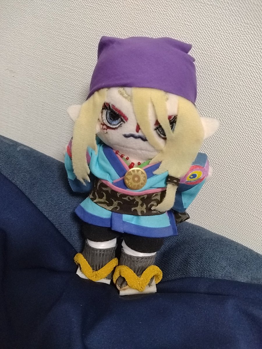 nuoonnu's tweet photo. やっと薬売りさん、離の剣のぬい完成したーーーー！！！！！個人の趣味で頭巾取ったら長髪になるようにした！！！ https://t.co/d2Ih8SfnMv