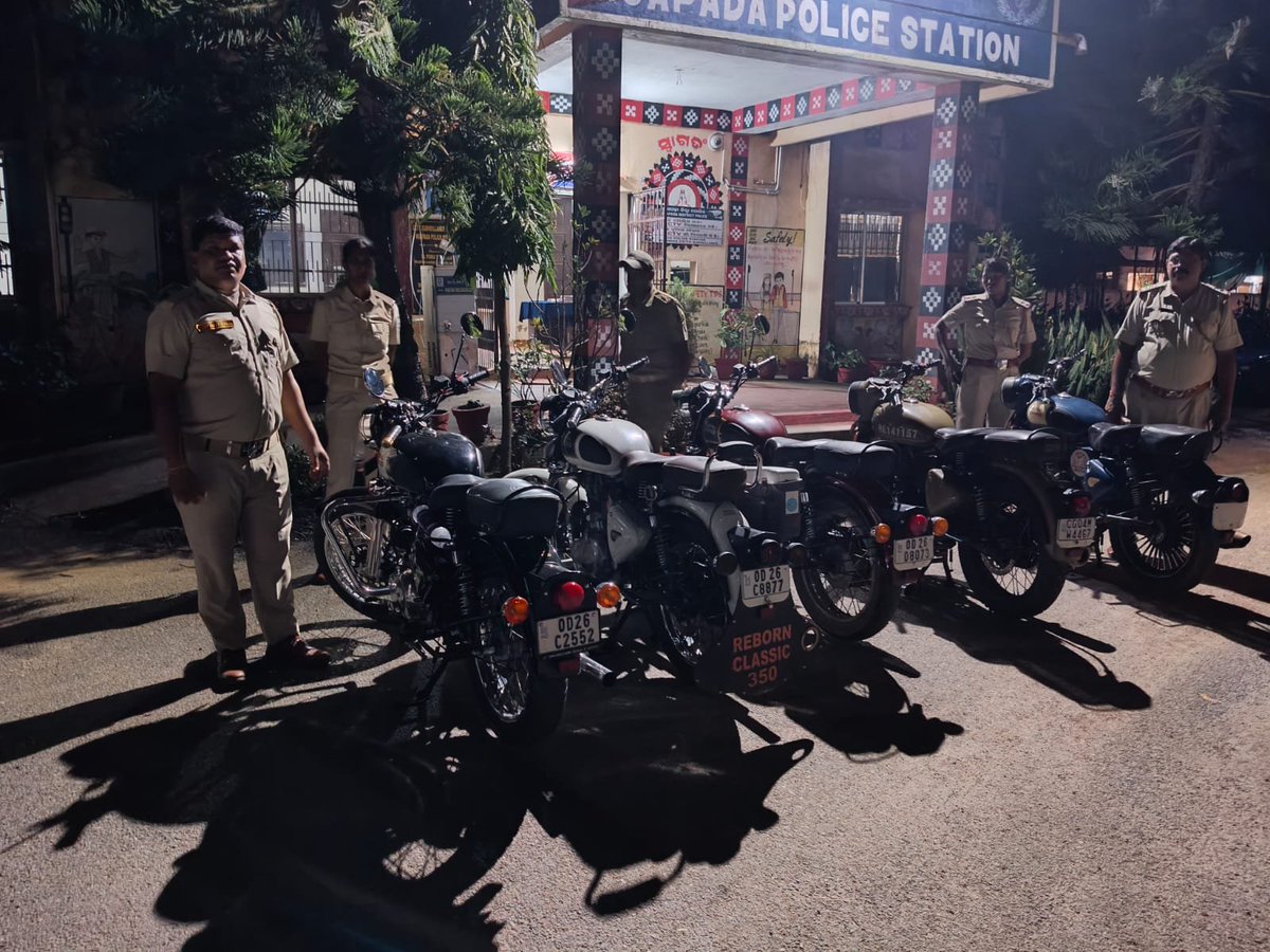 SPNUAPADA's tweet photo. π¨ MV CHECKING DRIVE | NUAPADA PS
Nuapada Police Station conducted an intensive MV checking drive in Nuapada Town.
ποΈ 5 Motorcycles detained for using modified silencers
#MVChecking #RoadSafety #TrafficRules
@DGPOdisha
@odisha_police
@CIDOdisha
@digswrkoraput
@DM_Nuapada https://t.co/Rf067jyfFS