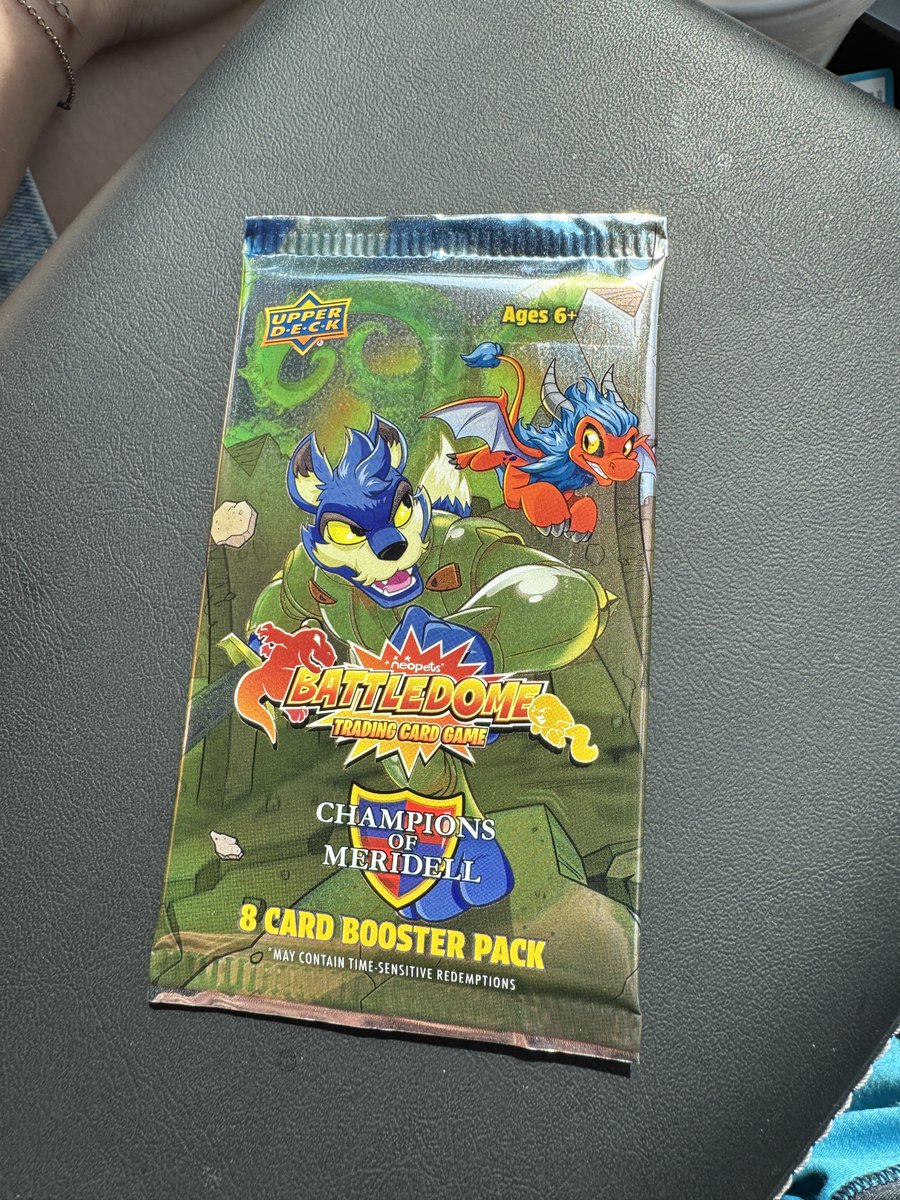 BidwatchApp's tweet photo. Picked up Neopets Battledome today.

Rip it or keep it sealed? https://t.co/ueOccbr9iv