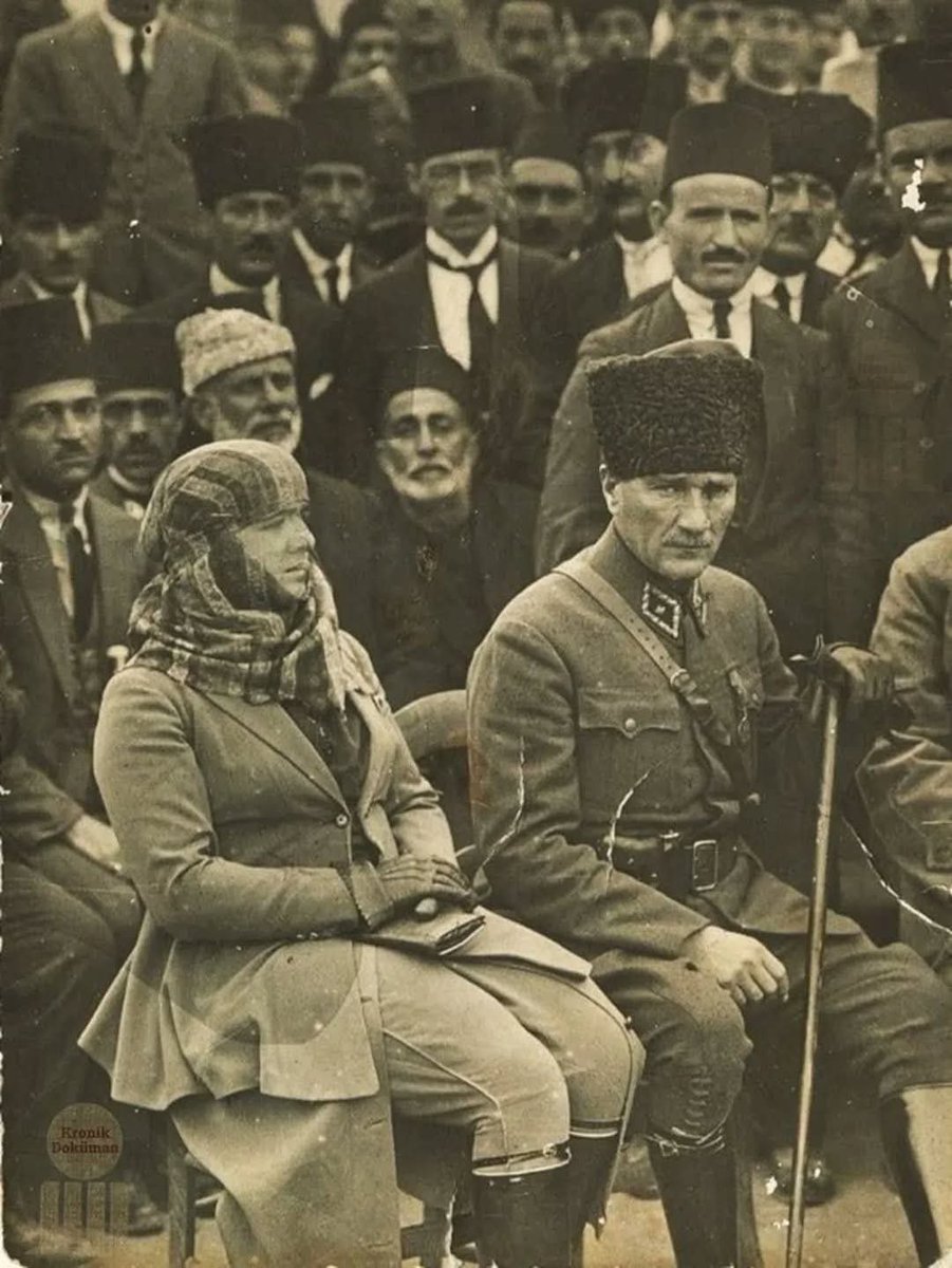 ataasi08's tweet photo. İyi akşamlar
 Herkese AKP 
Haric https://t.co/iYa875pluF