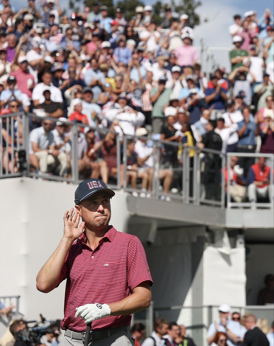 JustinThomas34's tweet photo. W @PresidentsCup 

Had the best time playing for Team USA this week, awesome to be a part of the biggest comeback in Presidents Cup history. And to watch the youngster come alive🇺🇸 https://t.co/Gla0CKJjpG