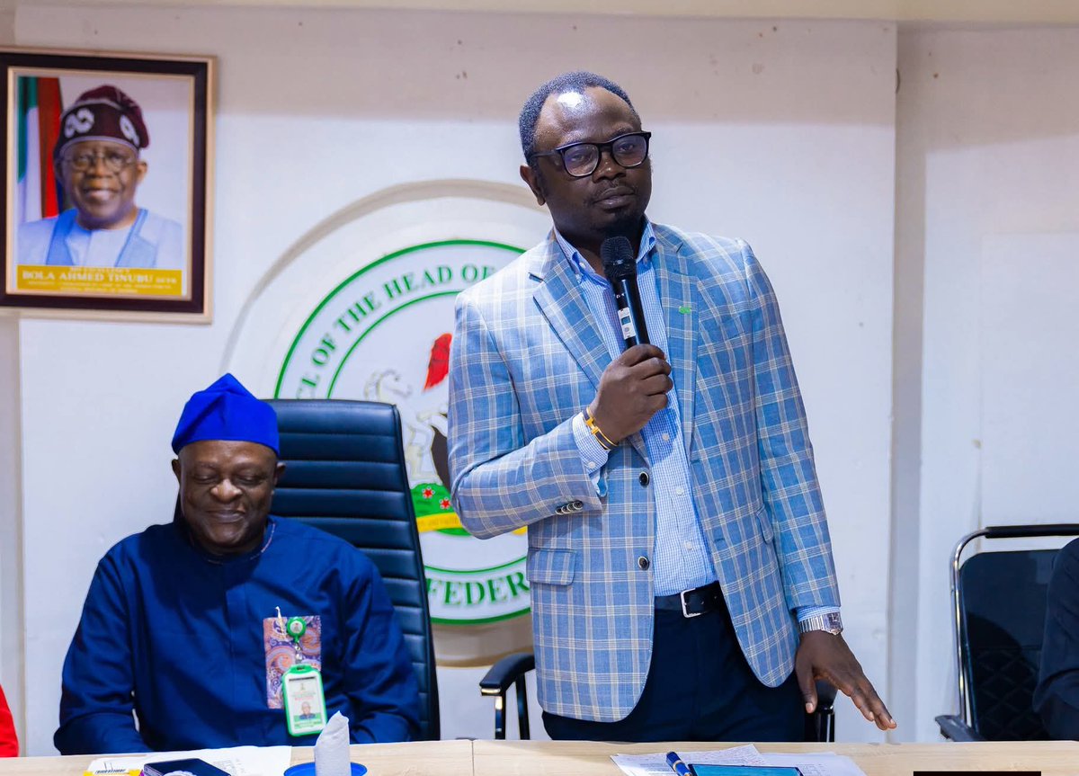 olaniranfaith's tweet photo. Today, Comrade Ayodele Olawande joined the leadership and members of the Joint Union Negotiating Council of the Federal Ministry of Youth Development in celebrating the 2026 Union Week.
#YouthDevelopment #UnionWeek2026 #Teamwork #OneTeam https://t.co/BBs3ihiCeN