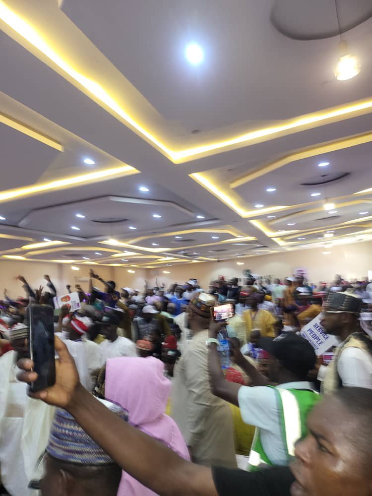 Usman__abba's tweet photo. Sokoto today... 🔥 Nigeria is for @PeterObi and @KwankwasoRM ,God willing. The Nation will surely move from consumption to production. ✌️ https://t.co/K7wsJZphqd