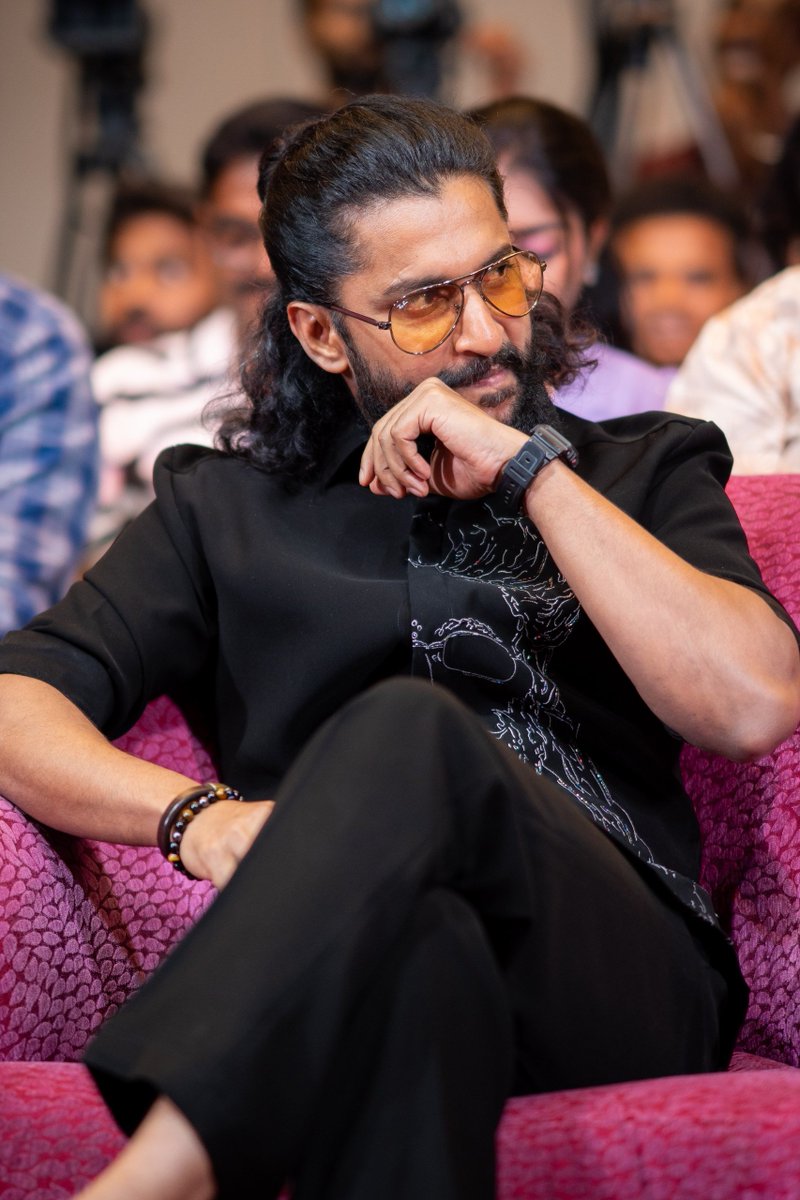 AnantapurCinema's tweet photo. Exclusive — #BloodyRomeo 🔥

-  #MeenakshiChaudhary in talks to star opposite Nani in his upcoming film #BloodyRomeo  ❤️‍🔥

- An action gangster drama with dark humour, directed by Sujeeth. 🎬🔥

- Prithviraj Sukumaran is set to play an important role.

- Produced by Niharika Entertainments & Unanimous Productions

- Shoot to kick off from October 

#Nani #MeenakshiChaudhary #Sujeeth #PrithvirajSukumaran