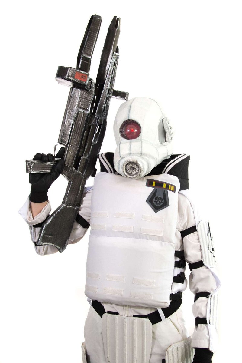 TechraTheGod's tweet photo. Throwback to my old half life cosplays
Thinking about remaking the elite
soldier
#halflife #halflife2 #halflifecosplay #halflife2cosplay #cosplay #halflifecombinecosplay #hl2 #hlcosplay #hl2cosplay #combinecosplay #combineelite #combineelitecosplay #combinecharger #combineguard https://t.co/mpe2HdiPNE