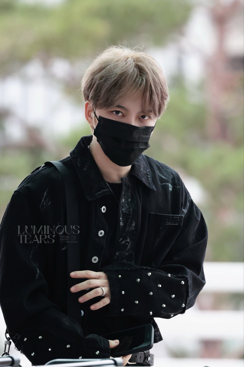 luminous_KJJ's tweet photo. 20260925 김재중 인천 출발🛫

공항이 곧 런웨이📸

@bornfreeonekiss 
#김재중 #재중 #KIMJAEJOONG
#JAEJOONG #ジェジュン #金在中 https://t.co/4tcUmUs4PX