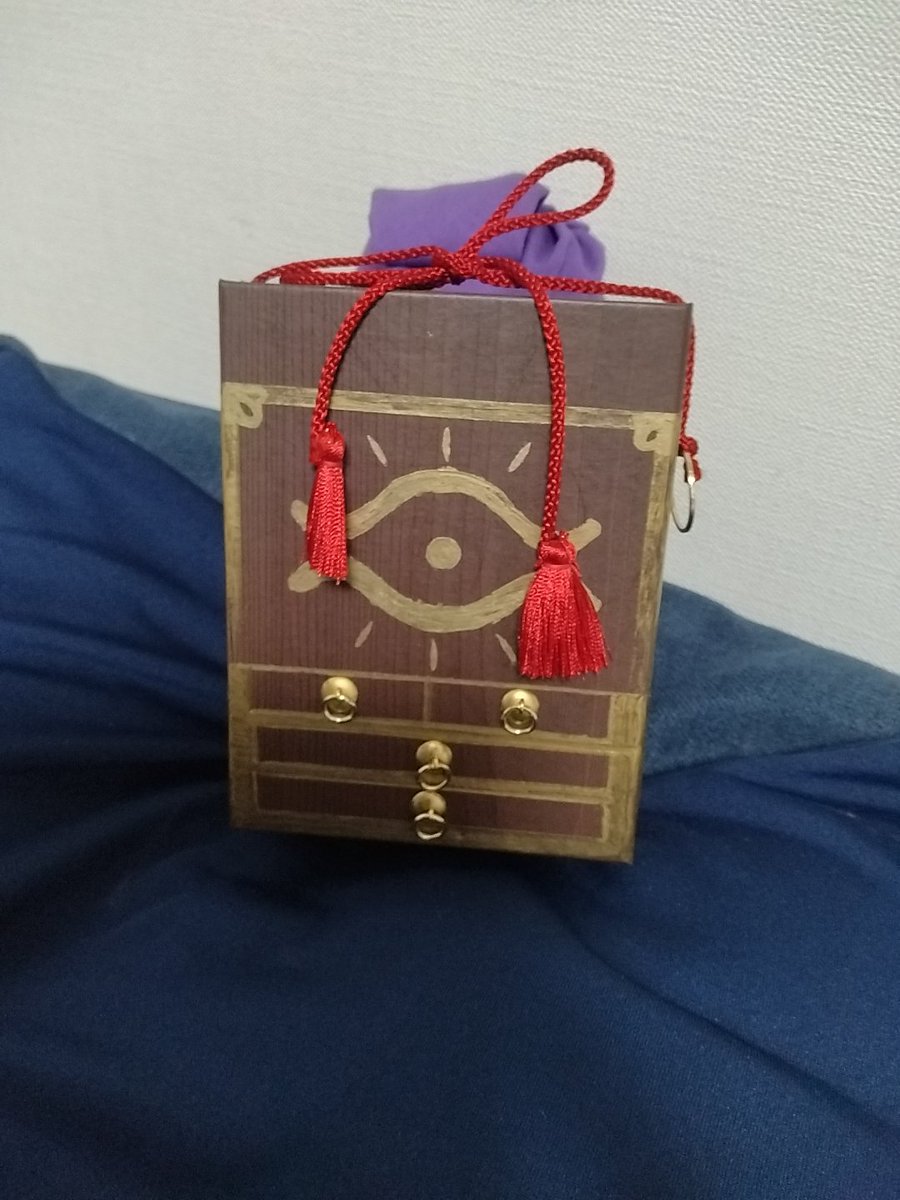 nuoonnu's tweet photo. ぬい作っちゃう位にはモノノ怪が好きです。あと実は背負子も思いつきで作りました。ちいさい坤さんが入れる位の大きさです。達成感が凄い。 https://t.co/cTsE4RWdnV