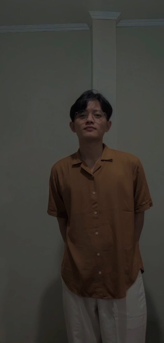 Pap1Chulord's tweet photo. kasian sama diri sendiri malah makin cungkring, kucel☺️ https://t.co/W5fZN56kY0