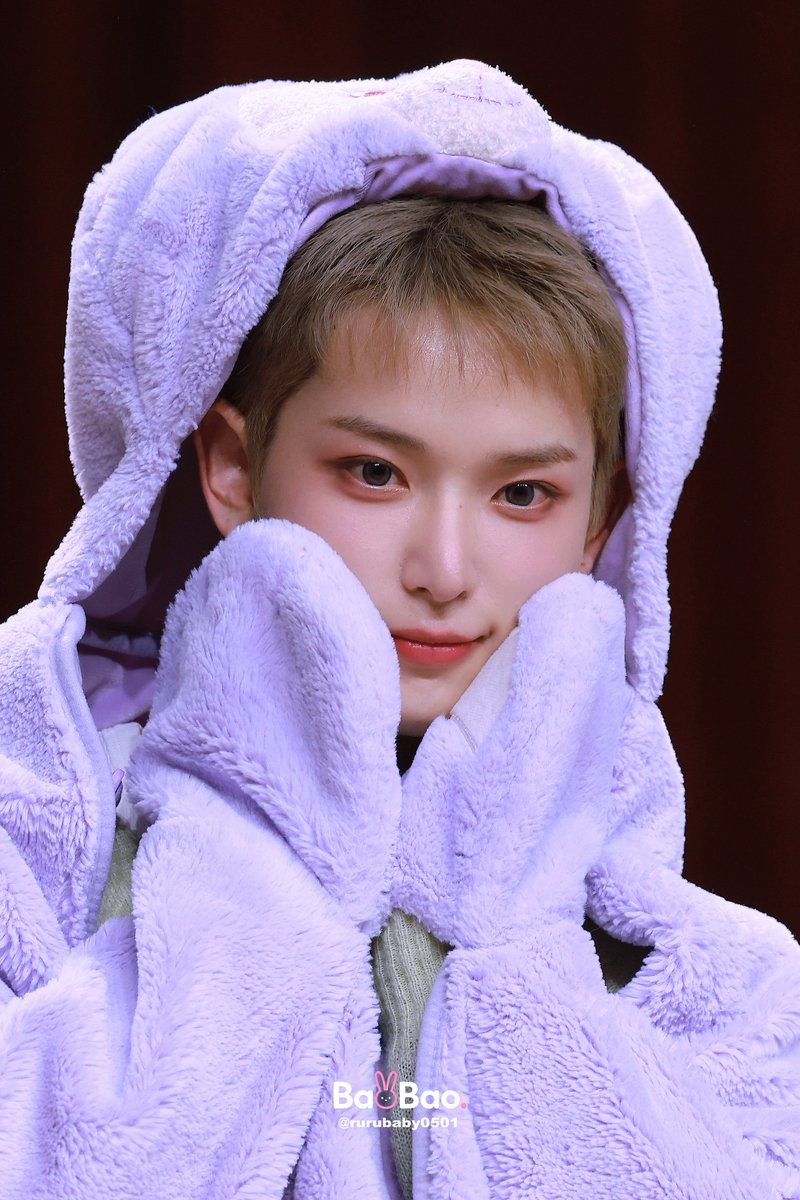 rurubaby0501's tweet photo. 260928 m2u ✍🏻
🐰💜

#하루아 #HARUA #ハルア #美琉愛
#앤팀 #andTEAM https://t.co/OpTSMnnbi8