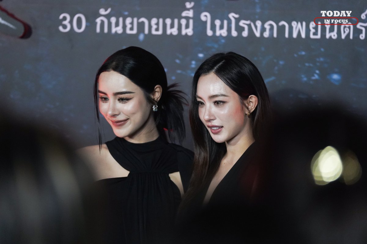 TodayInFocusTH's tweet photo. "เอ็นจอย และ พีพี" ในงาน ธี่หยด สมิงเขาขวาง GALA PREMIERE

TEEYOD GALA W PP 
ENJOY WITH TEEYOD GALA  
#ธี่หยดสมิงเขาขวาง #GALAธี่หยดสมิงเขาขวาง #EnjoyxTeeyodGalaPremiere #Enjoyyotdr #เอนจอยธิดารัตน์ #ธี่หยดสมิงเขาขวางxPP #พีพีปุญญ์ปรีดี #punpreedee https://t.co/26AFXTVUZH