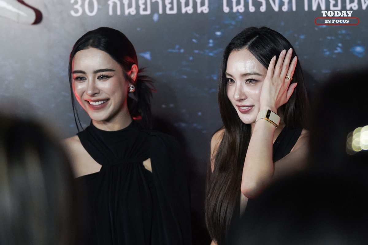 TodayInFocusTH's tweet photo. "เอ็นจอย และ พีพี" ในงาน ธี่หยด สมิงเขาขวาง GALA PREMIERE

TEEYOD GALA W PP 
ENJOY WITH TEEYOD GALA  
#ธี่หยดสมิงเขาขวาง #GALAธี่หยดสมิงเขาขวาง #EnjoyxTeeyodGalaPremiere #Enjoyyotdr #เอนจอยธิดารัตน์ #ธี่หยดสมิงเขาขวางxPP #พีพีปุญญ์ปรีดี #punpreedee https://t.co/26AFXTVUZH
