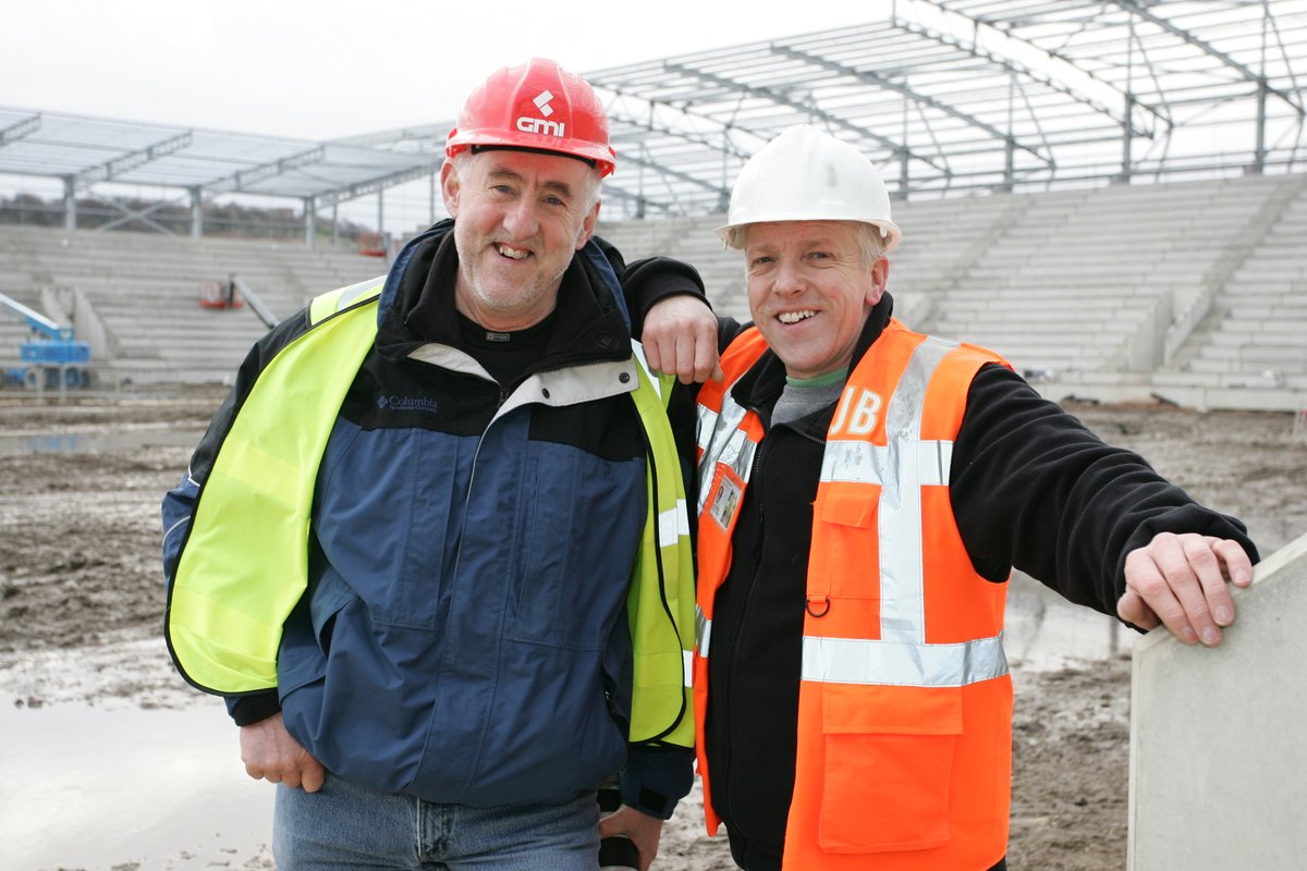 paulm_davis's tweet photo. RIP, Paul Wickson ... the final journey for a much-loved #rufc figure.
https://t.co/LGHI7YKZCU https://t.co/DXoD09thU9