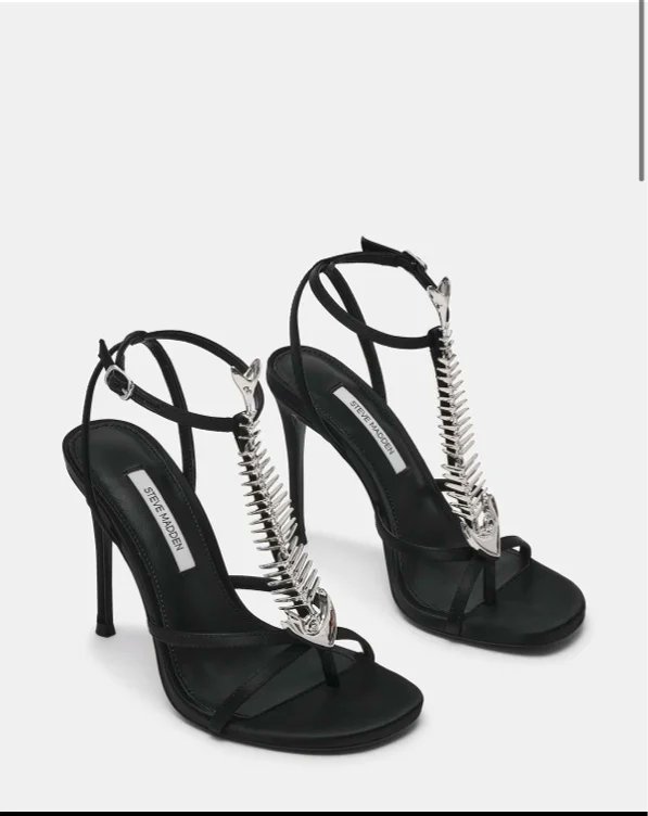 keptbyjade's tweet photo. I just received Fishbone heels 😱 from mike_24 via Throne. 💋 https://t.co/WQK3s1SwS1