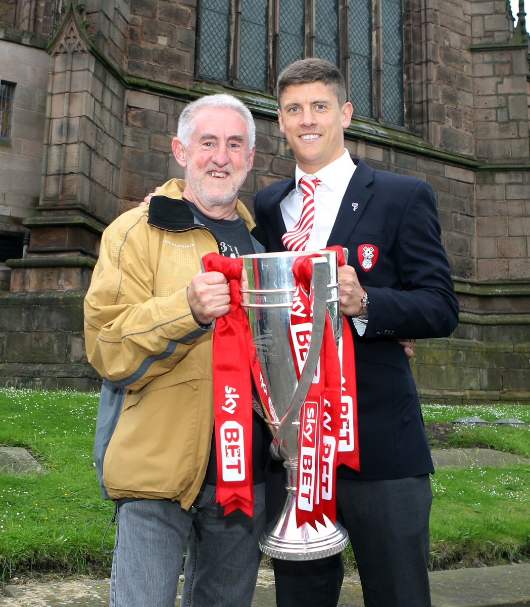 paulm_davis's tweet photo. RIP, Paul Wickson ... the final journey for a much-loved #rufc figure.
https://t.co/LGHI7YKZCU https://t.co/DXoD09thU9