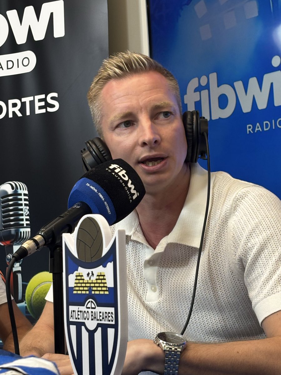 atleticbalears's tweet photo. 🎤 Más declaraciones de Patrick Messow en @TerritorioATB :

“𝑳𝒂 𝒖́𝒏𝒊𝒄𝒂 𝒗𝒆𝒓𝒅𝒂𝒅 𝒆𝒔 𝒒𝒖𝒆 𝒆𝒍 𝒅𝒐𝒎𝒊𝒏𝒈𝒐 𝒕𝒆𝒏𝒆𝒎𝒐𝒔 𝒖𝒏 𝒑𝒂𝒓𝒕𝒊𝒅𝒐 𝒊𝒎𝒑𝒐𝒓𝒕𝒂𝒏𝒕𝒆, 𝒏𝒂𝒅𝒂 𝒎𝒂́𝒔” https://t.co/6VEQJN9Lw0