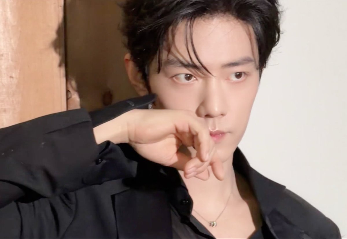 jerjes00's tweet photo. ขอบคุณพี่จ้าน 🙏🏻 ที่ช่วยแบ่งปันความหล่อของเซียวจ้าน 😊 น้องจ้าน 🐰 คุณฌอน 😎 แล้วก็แดดดี้ 🫪 ให้พี่ ๆ น้อง ๆ ได้รับชมกันถ้วนหน้า ใครไม่ฟิน ป้าฟินมาก สาดมาอีกพะย่ะค่ะพระองค์ https://t.co/6iCuYPRter