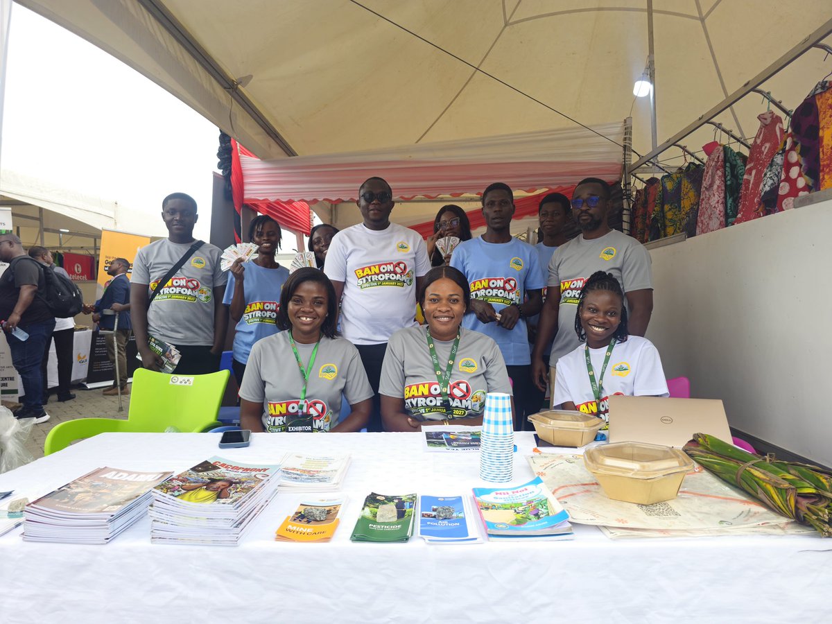 epa_koforidua's tweet photo. 3/3
Through interactive engagements at the exhibition stand, the public had the opportunity to learn more about the ban and the importance of making responsible choices that support a cleaner and healthier environment.

#EPA #EasternEXPO2026 #StyrofoamBan #PolystyreneBan #EnvironmentalEducation #EnvironmentalAwareness #EasternRegion