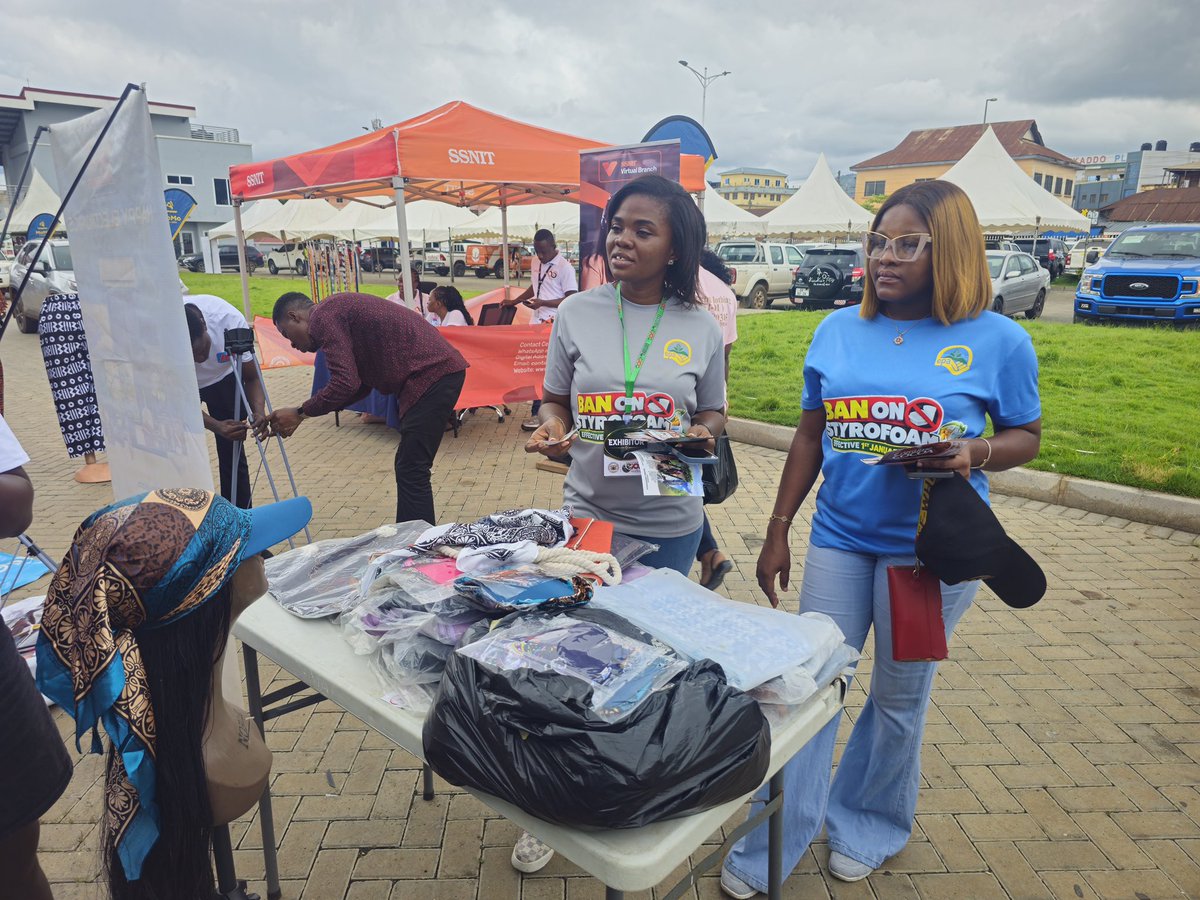 epa_koforidua's tweet photo. 3/3
Through interactive engagements at the exhibition stand, the public had the opportunity to learn more about the ban and the importance of making responsible choices that support a cleaner and healthier environment.

#EPA #EasternEXPO2026 #StyrofoamBan #PolystyreneBan #EnvironmentalEducation #EnvironmentalAwareness #EasternRegion