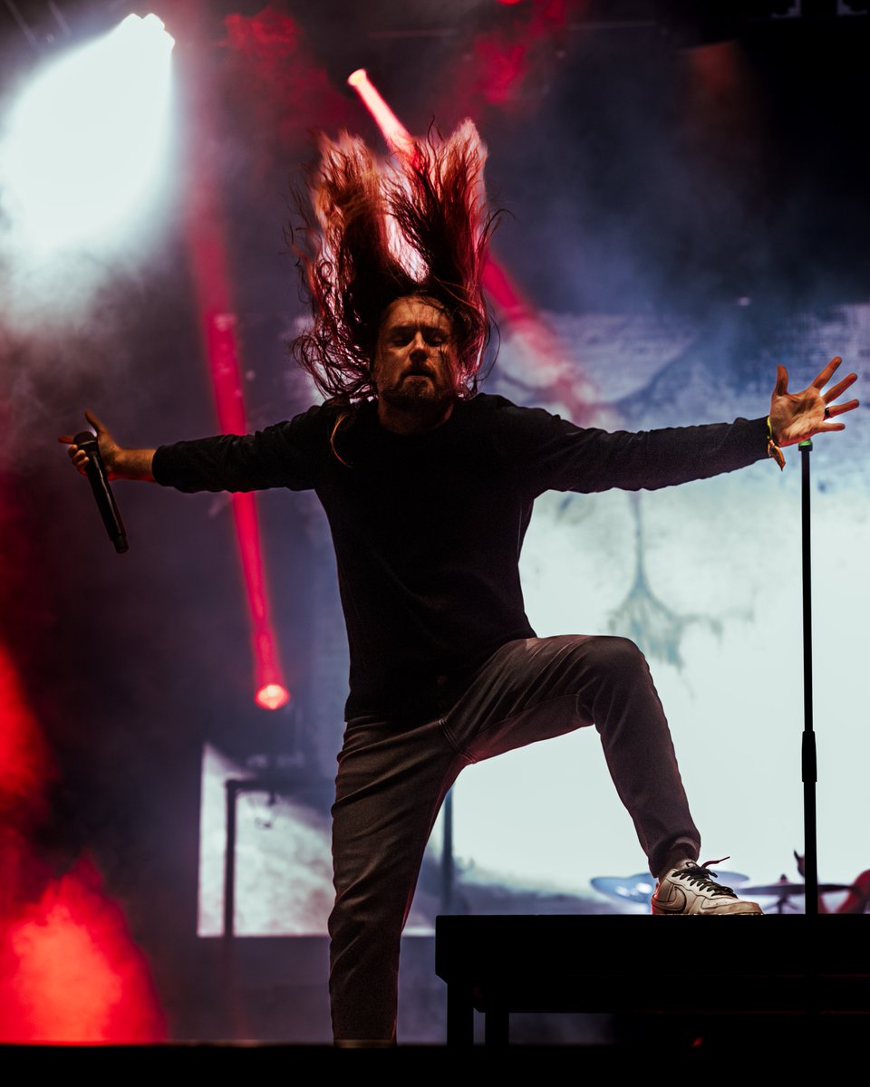 LTLFest's tweet photo. The crown got a little heavier in Louisville with Fit For A King. https://t.co/088vvF7f7C
