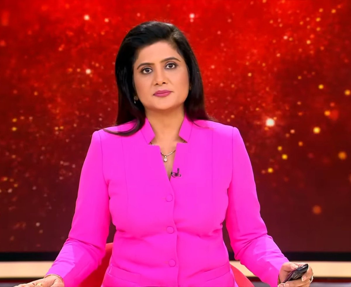 TARUNMI24's tweet photo. #Monday
🩷🩷🩷🩷
#pinkoutfit #pinkdress #pinkvibesonly #pinkbeauty #cutelooks #cuteness #cutesmile #9BajGaye #ekaurekgyarah #lunchbreak #KhabreinAsardar #7tak #Khabrein7tak #Shankhnaad #Vishesh @nehabatham03 Didi https://t.co/f4iDh7KpBg