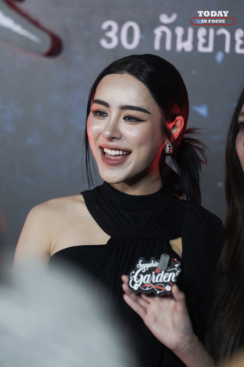 TodayInFocusTH's tweet photo. พีพี ปุญญ์ปรีดี สาวสวยในงานGALAธี่หยดสมิงเขาขวาง

TEEYOD GALA W PP 
#ธี่หยดสมิงเขาขวางxPP #พีพีปุญญ์ปรีดี #punpreedee #GALAธี่หยดสมิงเขาขวาง https://t.co/AoJ767SPEm