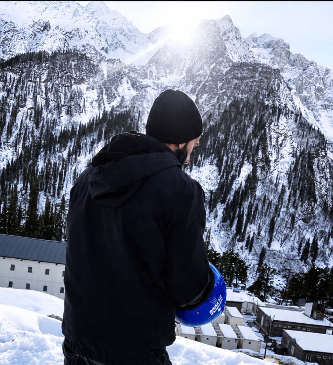 SoledadReizin's tweet photo. Mountain moments, memories that never fade. For a legend of the mountains. https://t.co/cidCjPwfWo