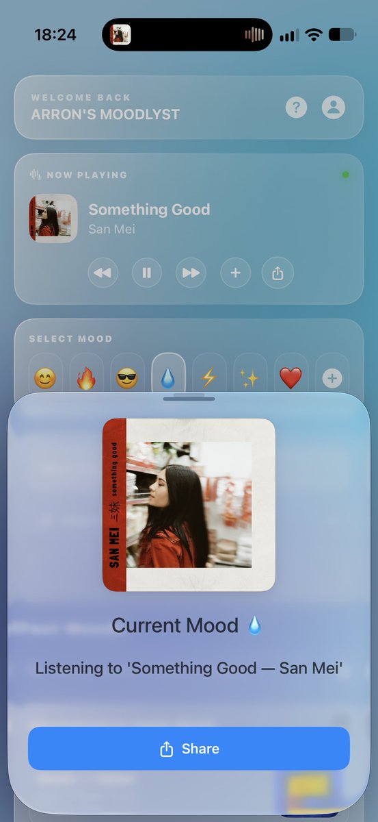 moodlystapp's tweet photo. MoodLyst 4.2 introduces fullscreen mesh gradients when picking an emoji for your current mood. 

Stay colourful! 🌈

/feat “Something Good” — @sanmeimusic https://t.co/RHVpwo0xPx
