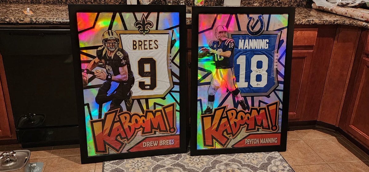 summonedbynat7's tweet photo. Jeremy Smith, owner and creative director of One of One Custom Sports Frame, loves crafting art for memorabilia. He specializes in framing for memorabilia items as well as designing art for memorabilia and collectors. The best part is how affordable his pricing is! https://t.co/z1f0kELpDB