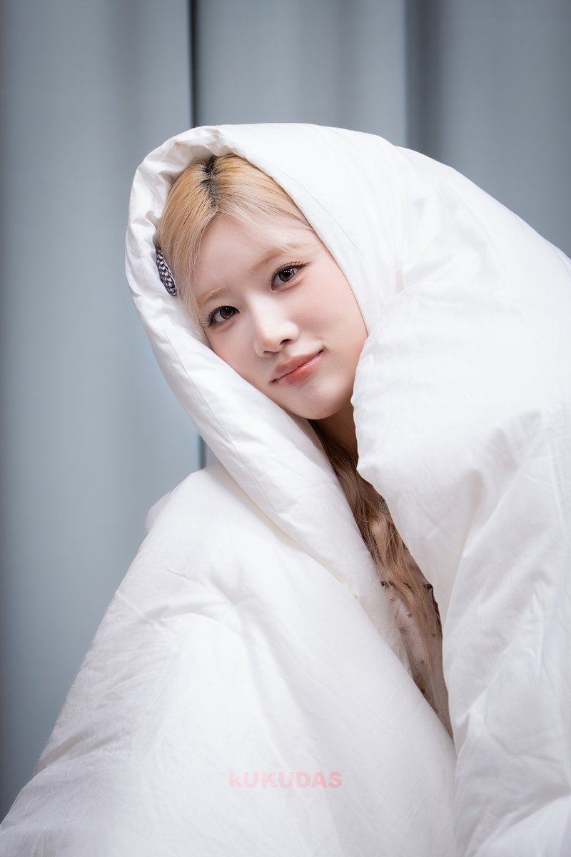 kukudas_5b's tweet photo. 260919 아르테미스 팬사인회         
#김립 #KimLip #ARTMS #아르테미스 #OURII #Born_Stunner #Hyper_Ego https://t.co/quCYZ8xs14