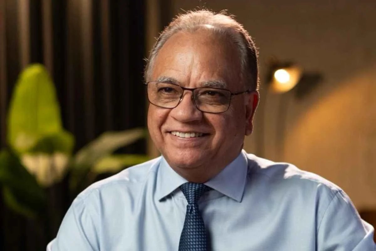freu_rodrigues's tweet photo. Ronaldo Fonseca desiste de candidatura ao Senado e apoia Bia Kicis no DF. https://t.co/9uclS5cKvD